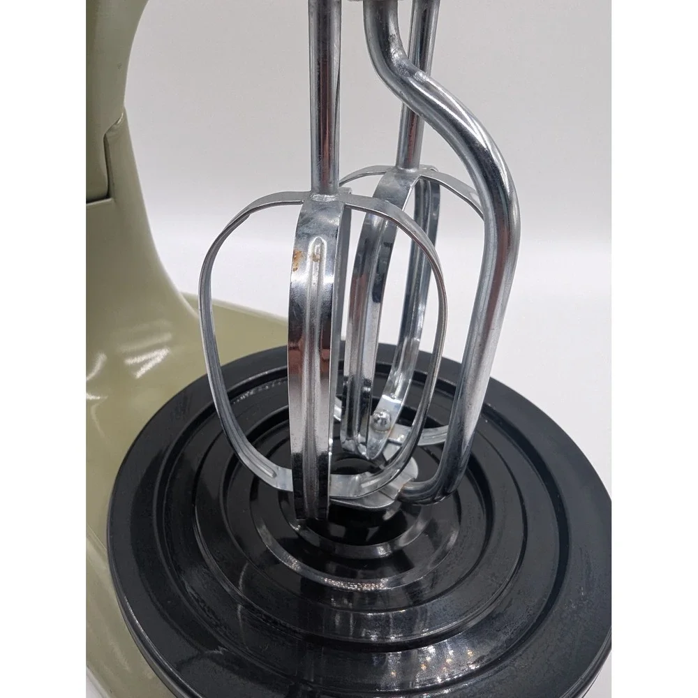Vintage Hamilton Beach Scovill Avocado Green 10 Speed Stand Mixer MCM 1970s